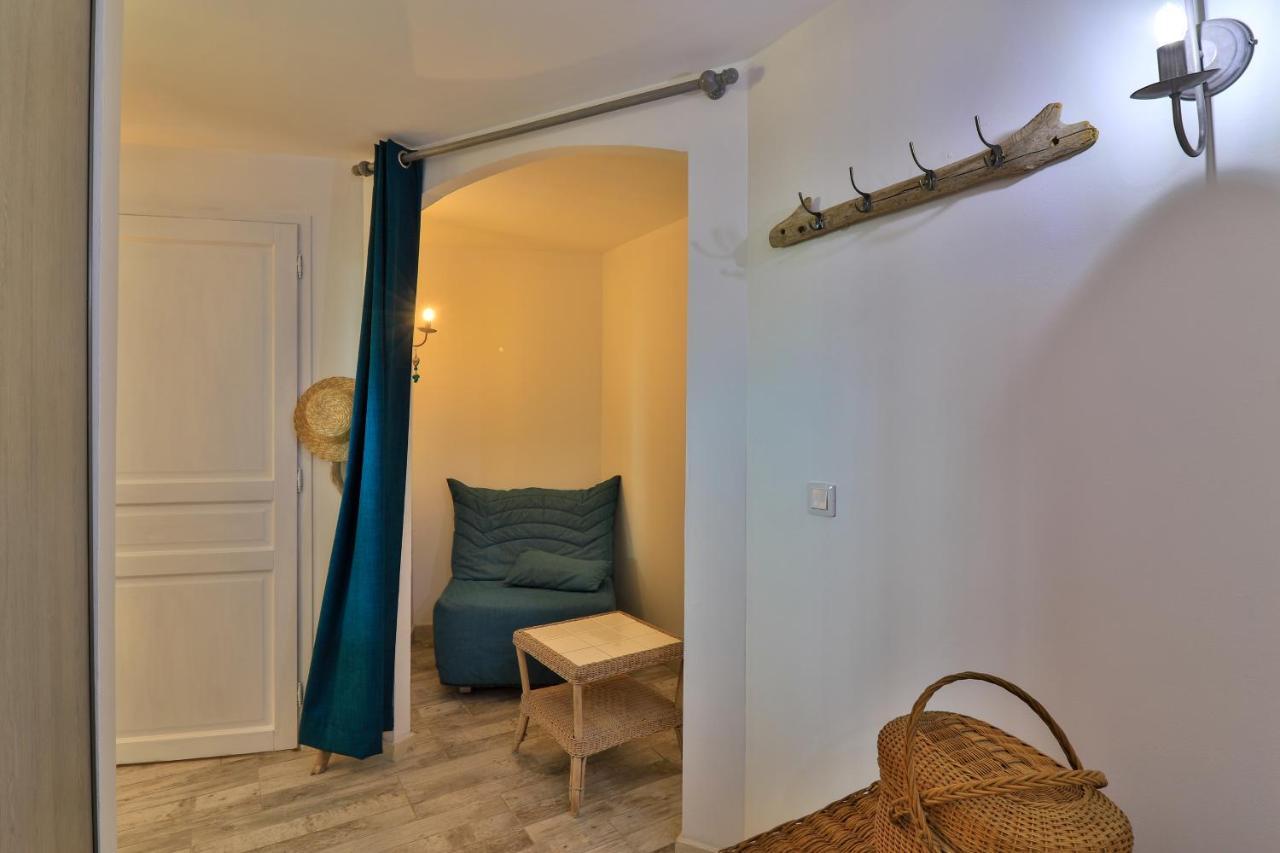 Le Mazet De Tourrettes Bed & Breakfast Exterior photo