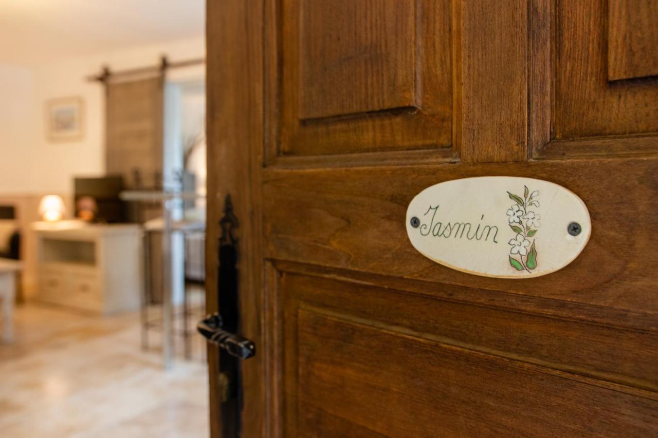Le Mazet De Tourrettes Bed & Breakfast Exterior photo