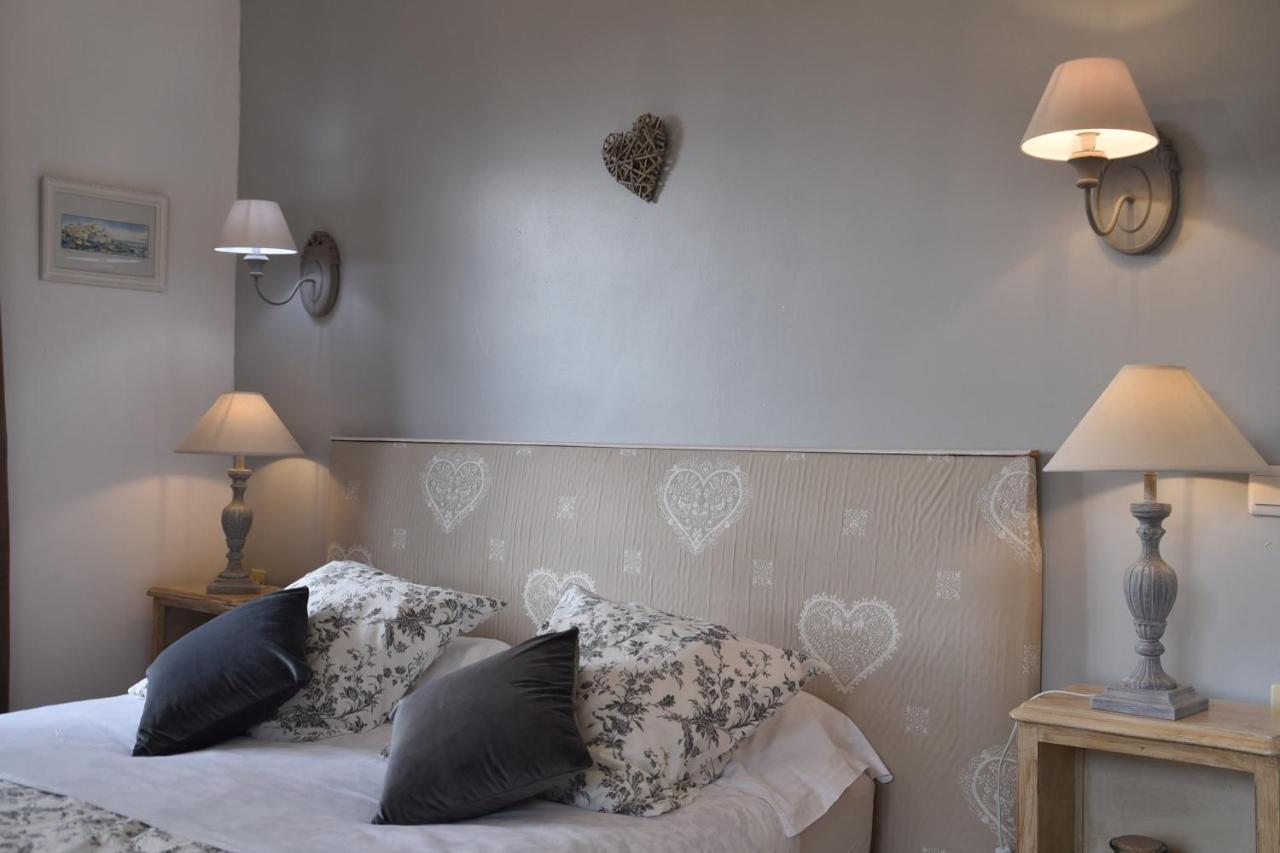 Le Mazet De Tourrettes Bed & Breakfast Exterior photo